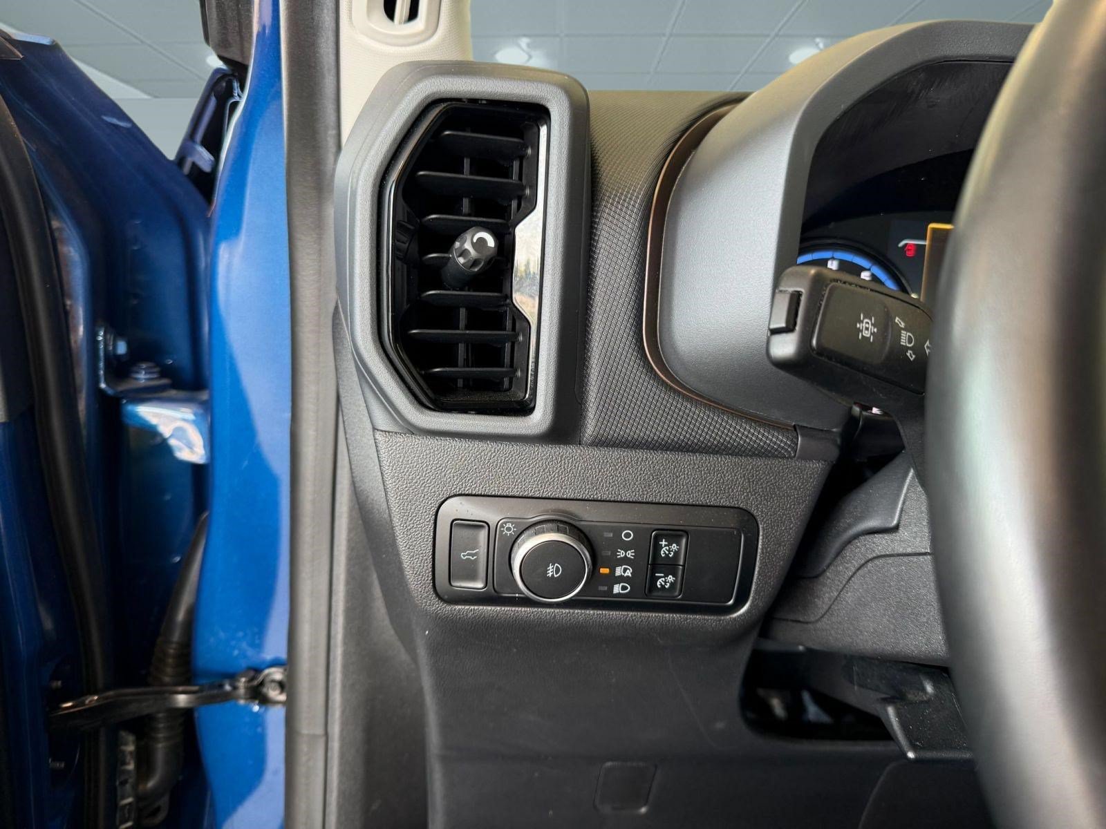 Certified 2024 Ford Bronco Sport Outer Banks AWD/4WD image 23