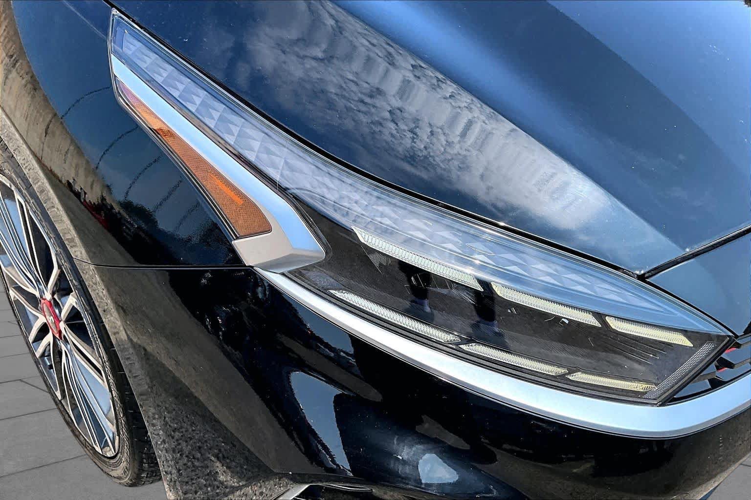 Used 2023 Kia Forte GT FWD image 29