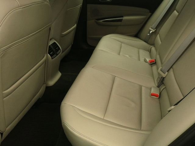 Used 2018 Acura TLX w/ Technology Package image 10
