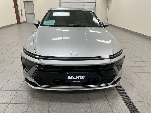 Used 2025 Hyundai Sonata SEL FWD image 3