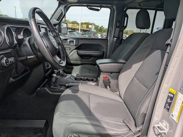 Used 2021 Jeep Gladiator Sport AWD/4WD image 15