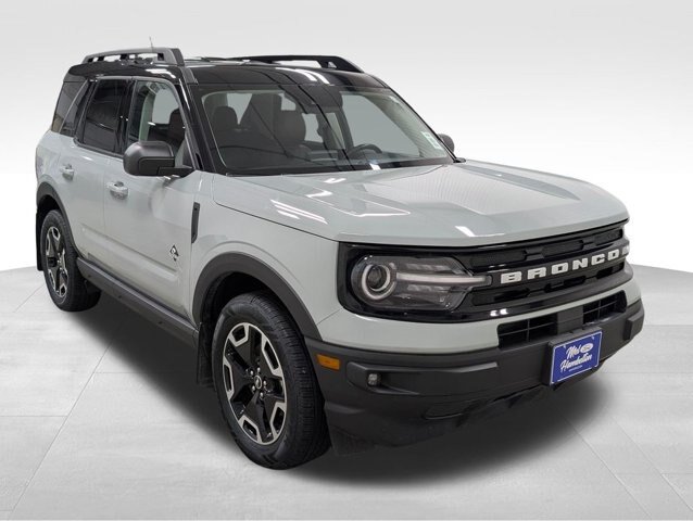 Certified 2024 Ford Bronco Sport Outer Banks w/ Tech Package AWD/4WD image 20