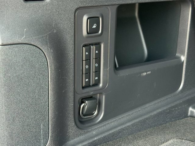 Certified 2025 Ford Expedition Active AWD/4WD image 36