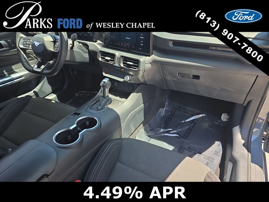 Certified 2024 Ford Mustang Coupe image 9