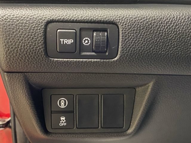 Used 2018 Honda Accord Sport image 32