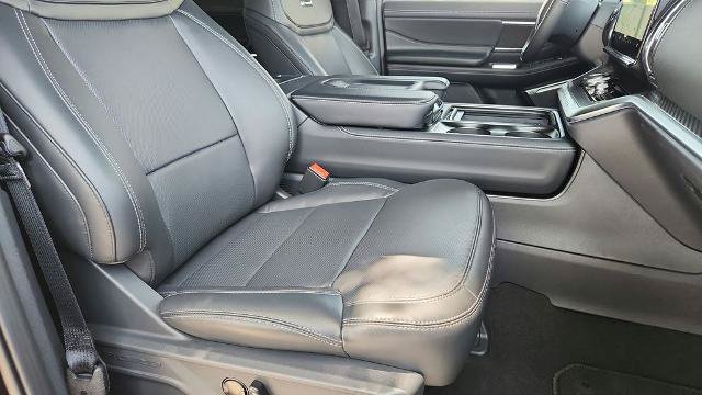 Certified 2025 Ford Expedition Max Platinum w/ Stealth Appearance Package AWD/4WD image 35