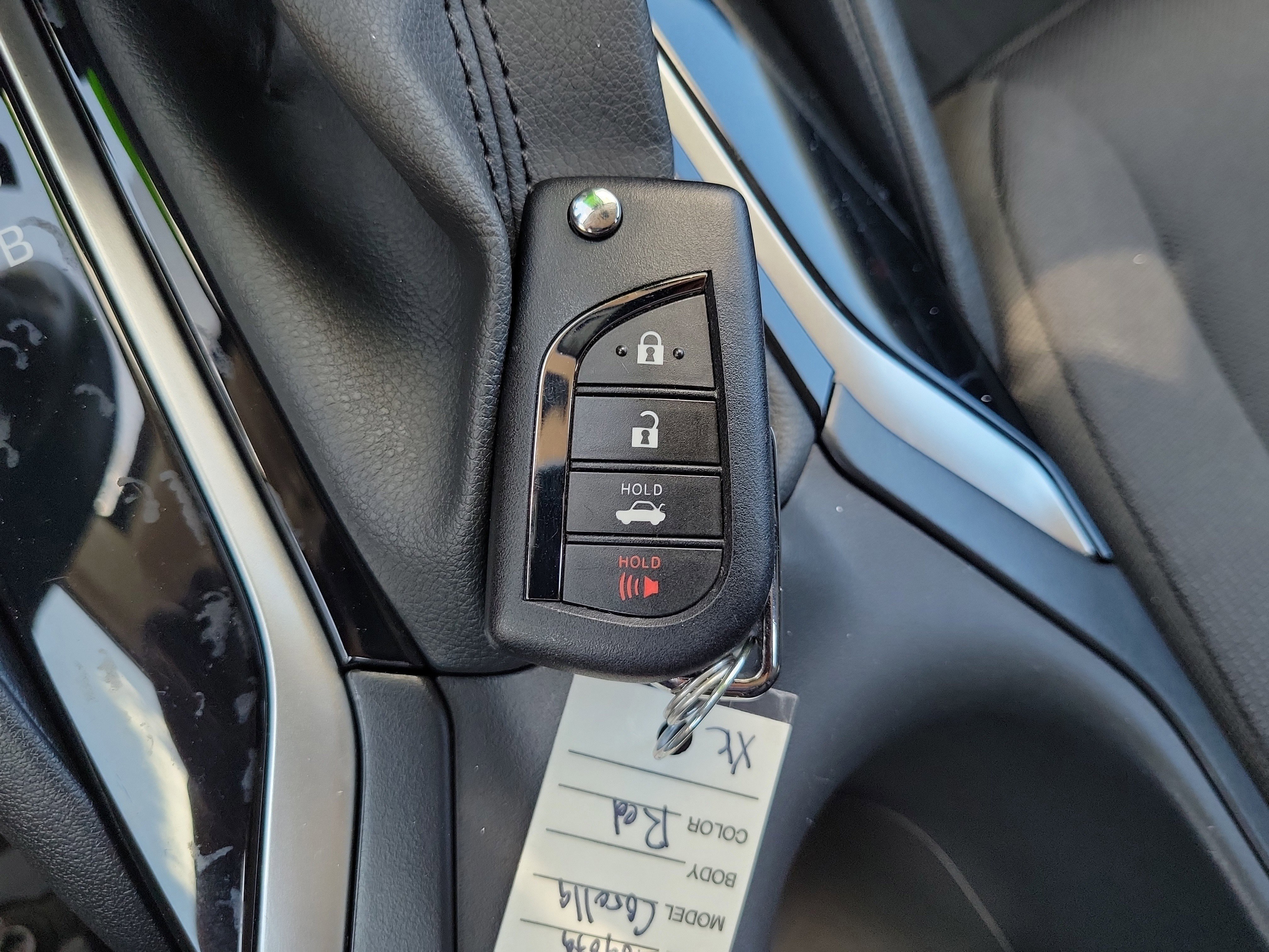 Used 2024 Toyota Corolla LE image 29