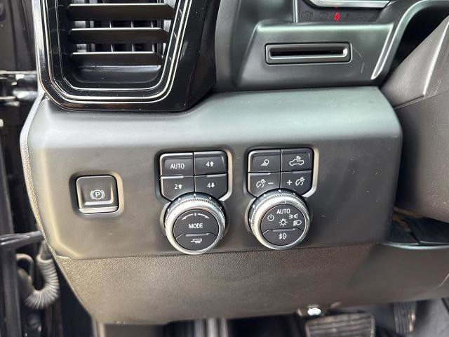 Used 2023 GMC Sierra 1500 AT4 w/ AT4 Preferred Package image 15