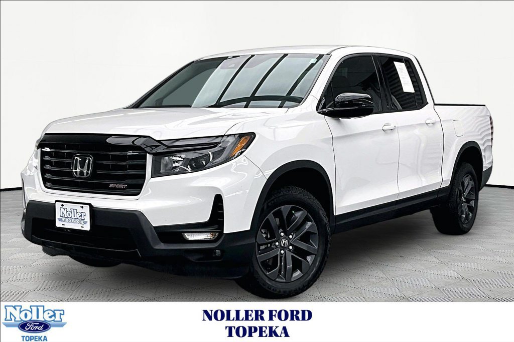 Used 2023 Honda Ridgeline Sport image 1