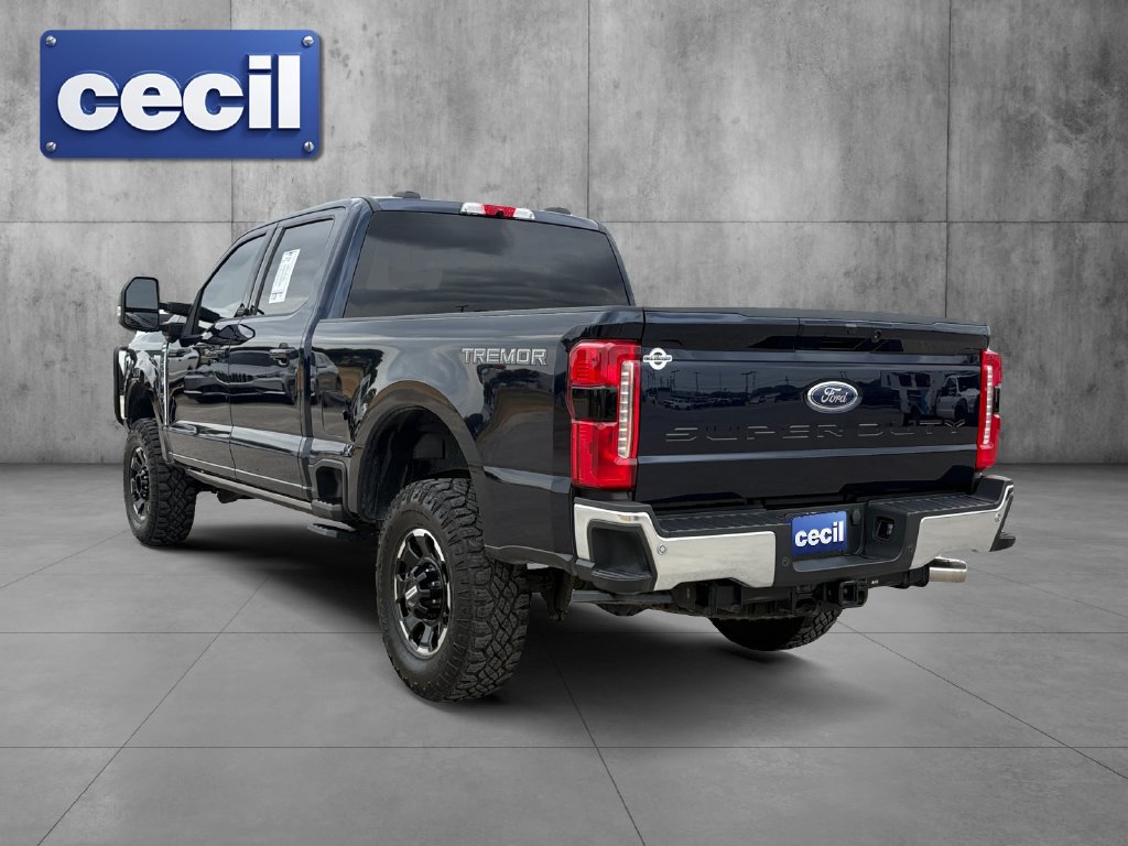 Certified 2025 Ford F250 Lariat w/ Tremor Off-Road Package AWD/4WD image 7