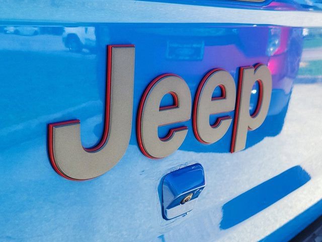 Used 2021 Jeep Gladiator Rubicon w/ LED Lighting Group image 12