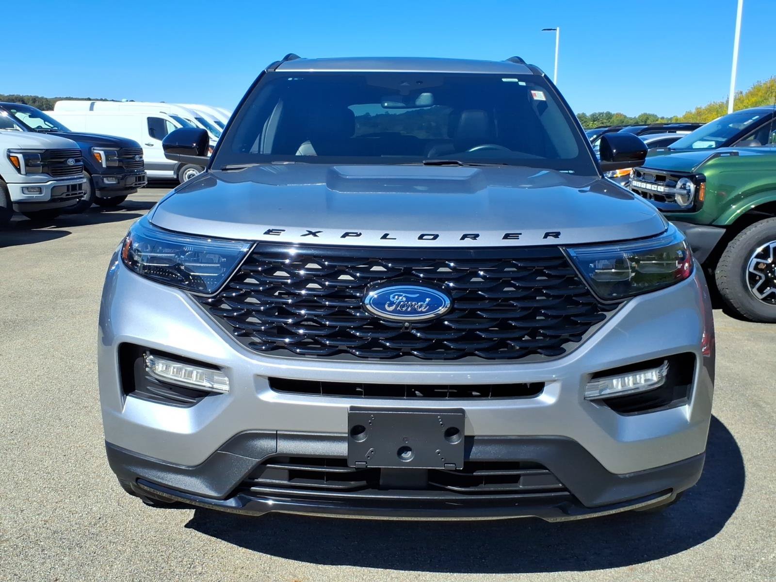 Certified 2023 Ford Explorer ST-Line w/ Class IV Trailer Tow Package AWD/4WD image 2