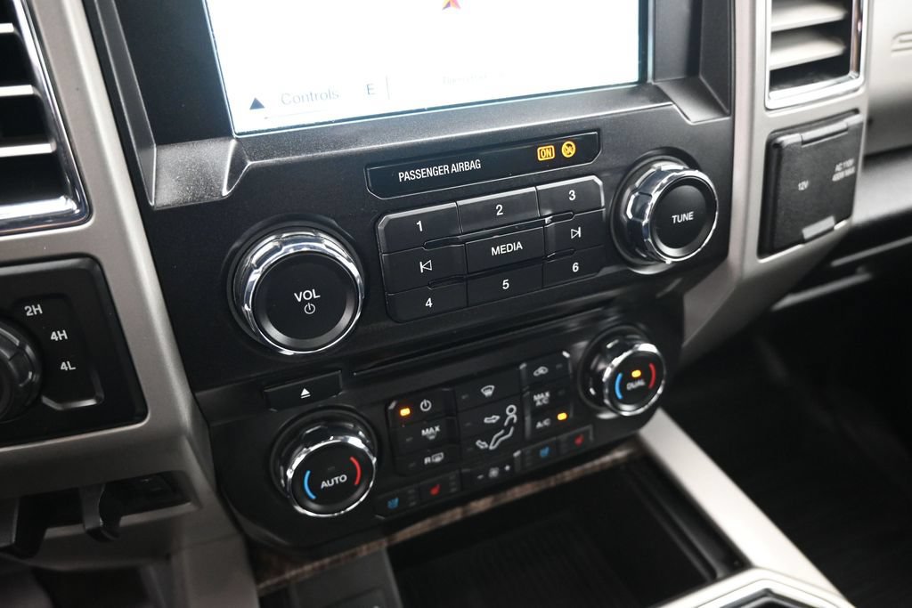 Certified 2017 Ford F250 Lariat w/ Lariat Ultimate Package AWD/4WD image 17