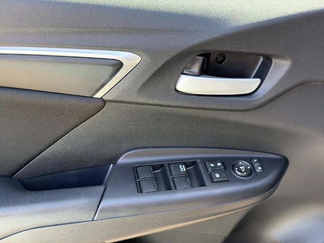 Used 2020 Honda Fit LX image 23
