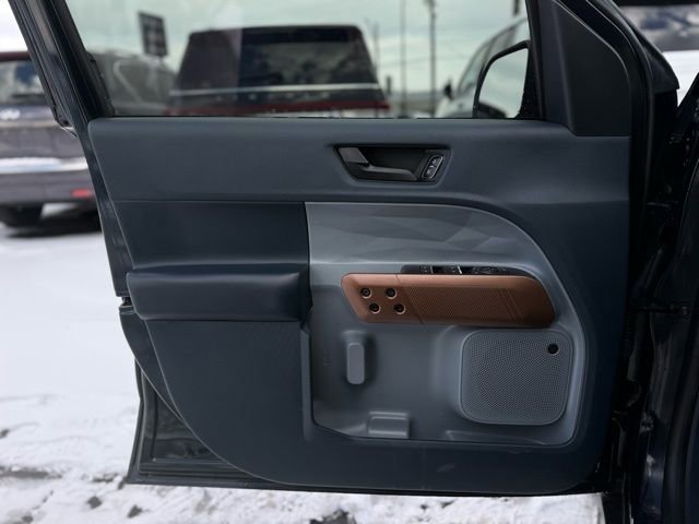 Certified 2022 Ford Maverick Lariat w/ Lariat Luxury Package image 11