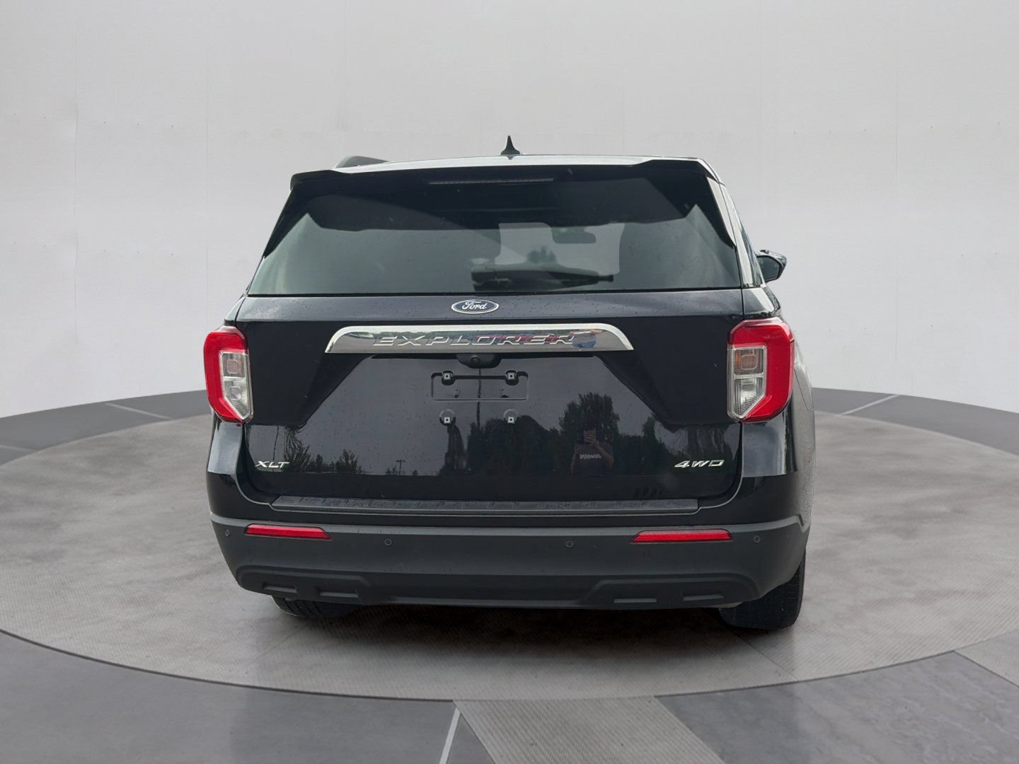 Certified 2023 Ford Explorer XLT AWD/4WD image 5