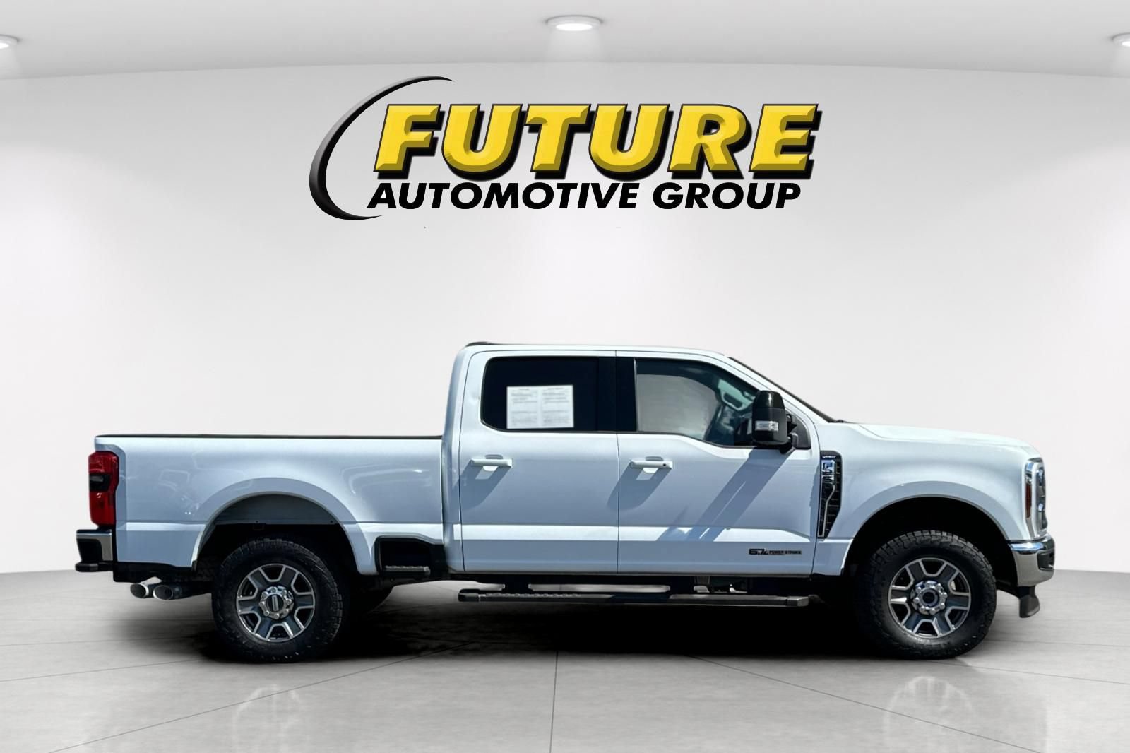 Certified 2024 Ford F250 Lariat AWD/4WD image 2