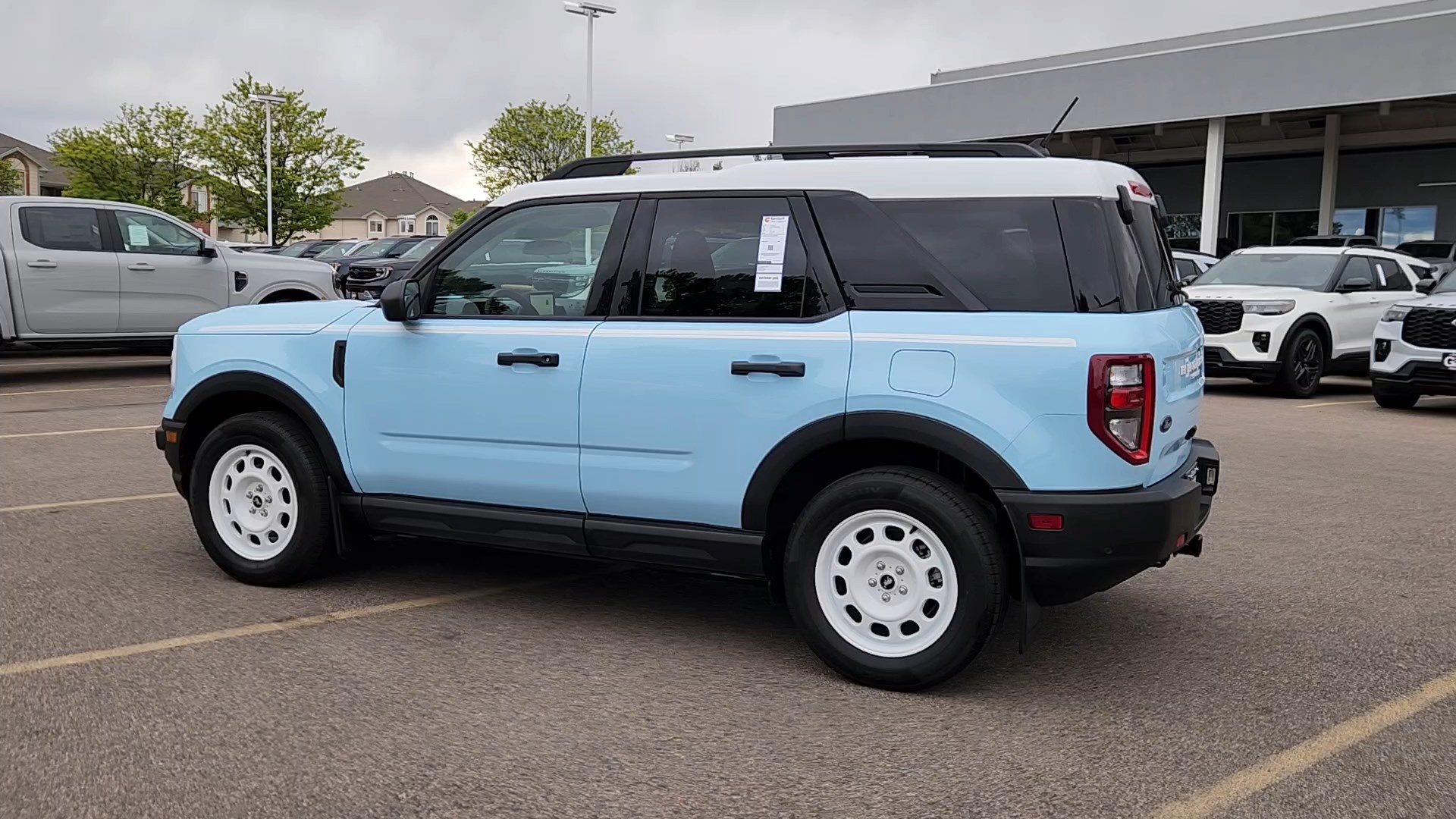 Certified 2024 Ford Bronco Sport Heritage w/ Heritage Convenience Package AWD/4WD image 22