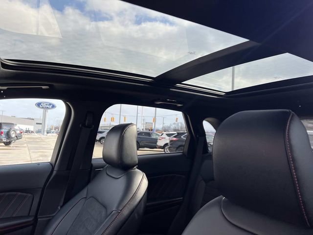 Certified 2024 Ford Edge ST-Line image 20