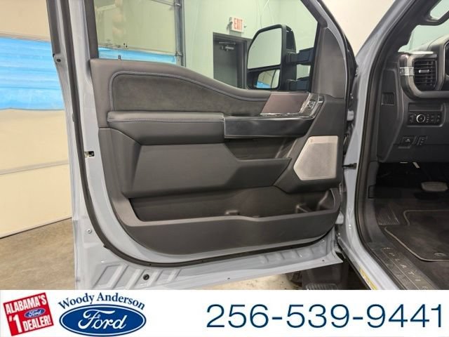 Certified 2026 Ford F450 Platinum w/ FX4 Off-Road Package AWD/4WD image 24