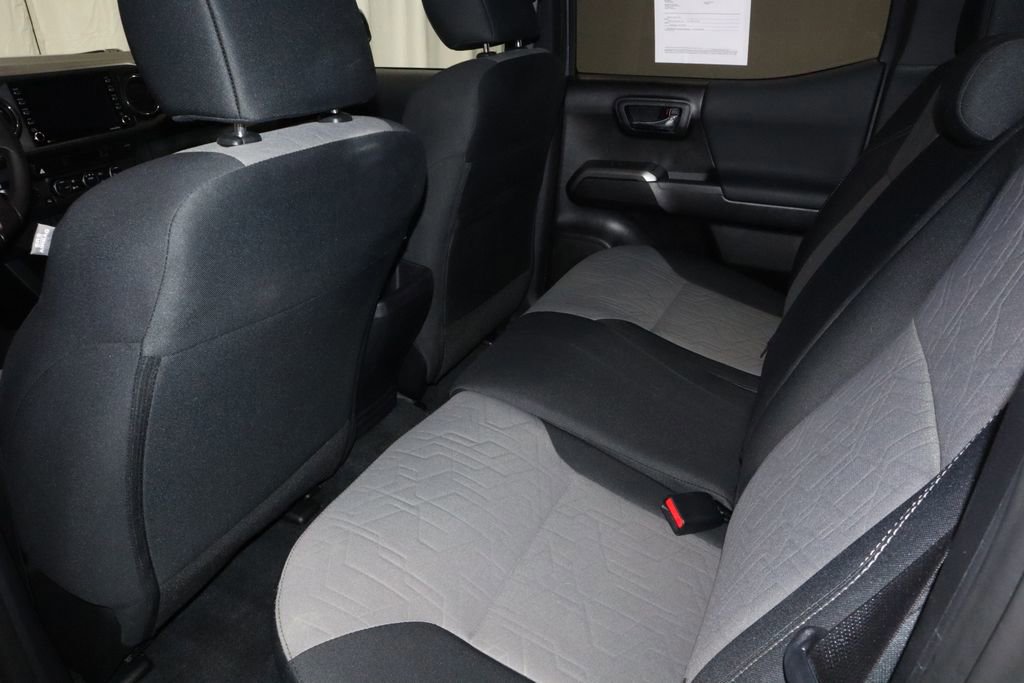 Used 2021 Toyota Tacoma TRD Off-Road image 18