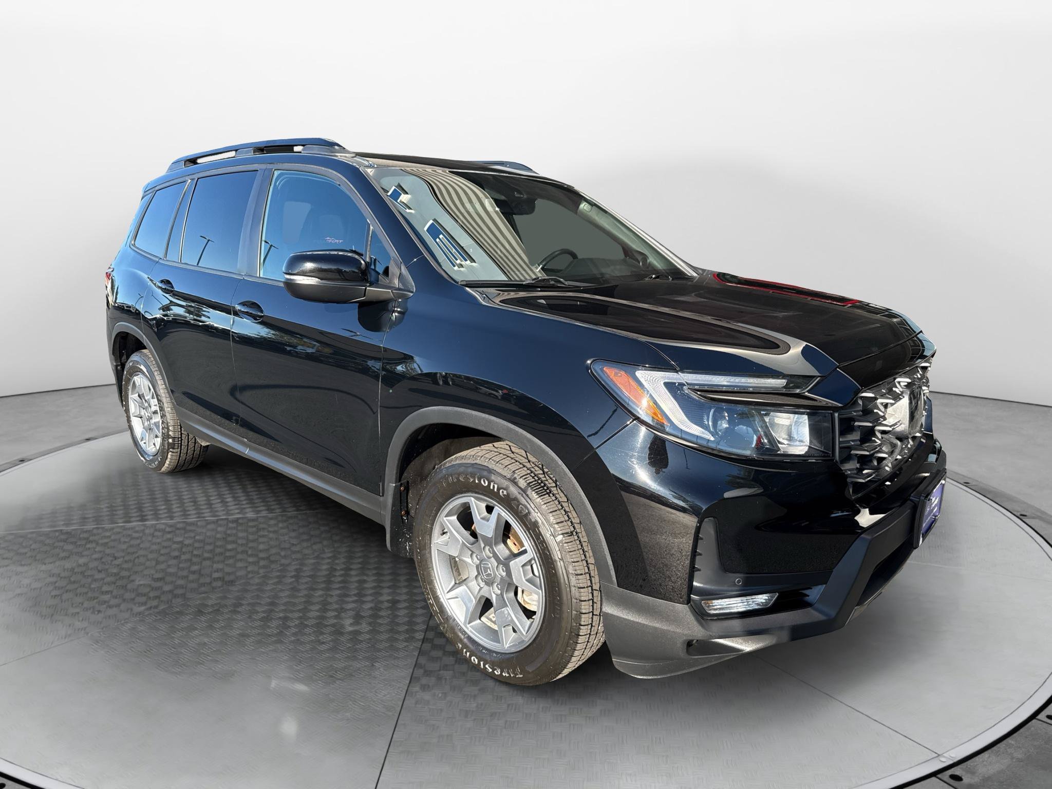Used 2023 Honda Passport TrailSport image 1