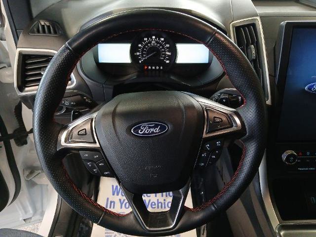 Certified 2024 Ford Edge ST-Line w/ Class II Trailer Tow Package image 13