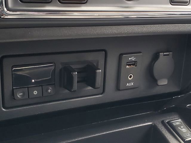 Used 2017 Nissan Titan PRO-4X w/ Pro-4x Convenience Package image 20