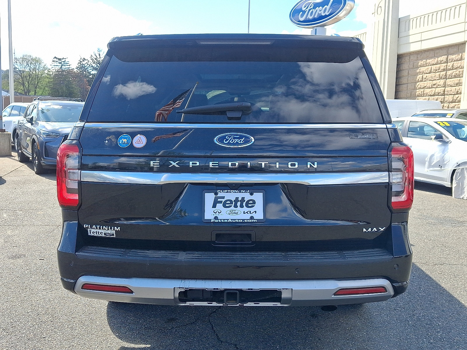 Certified 2023 Ford Expedition Max Platinum AWD/4WD image 5