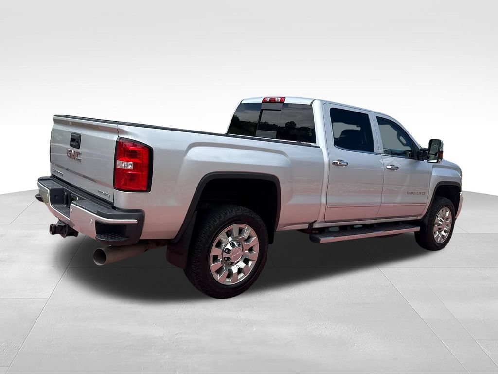 Used 2019 GMC Sierra 2500 Denali w/ Duramax Plus Package AWD/4WD image 7