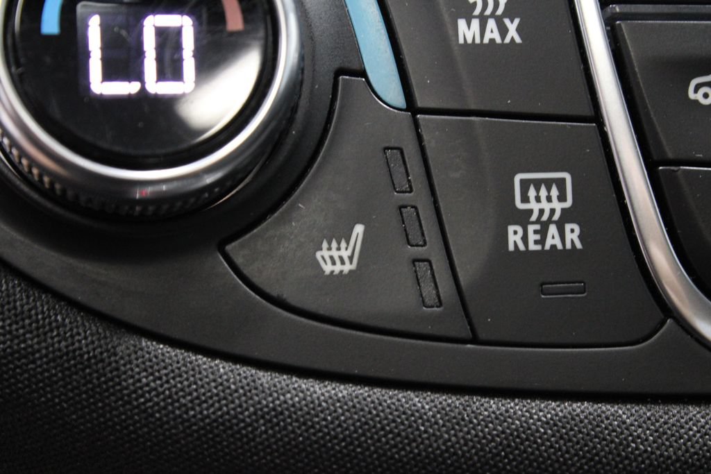 Used 2024 Chevrolet Malibu LT FWD image 6