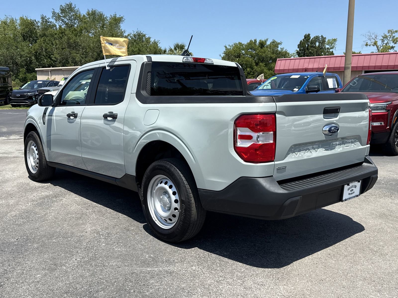 Certified 2024 Ford Maverick XL FWD image 6