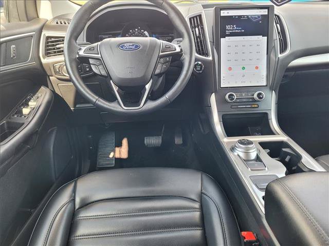 Certified 2024 Ford Edge SEL w/ Convenience Package AWD/4WD image 11