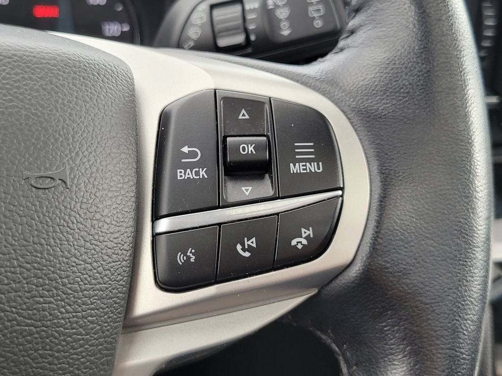 Certified 2022 Ford Explorer Limited w/ Equipment Group 301A AWD/4WD image 16