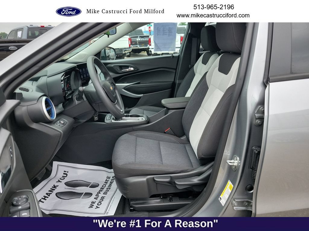 Used 2024 Chevrolet Trax LS w/ LS Convenience Package FWD image 20