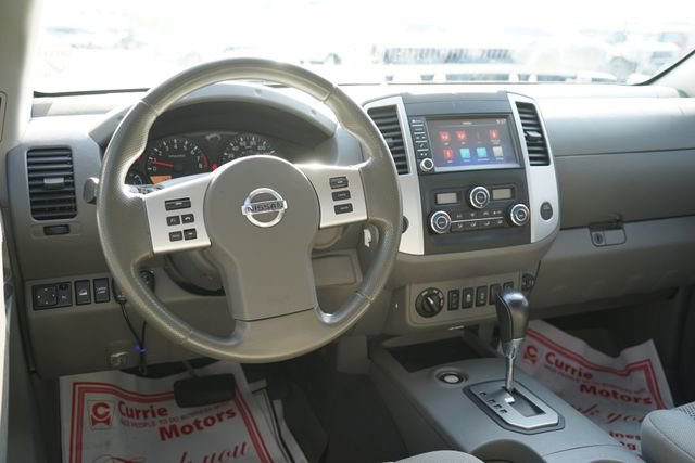 Used 2021 Nissan Frontier SV w/ Midnight Edition Floor Mats image 9