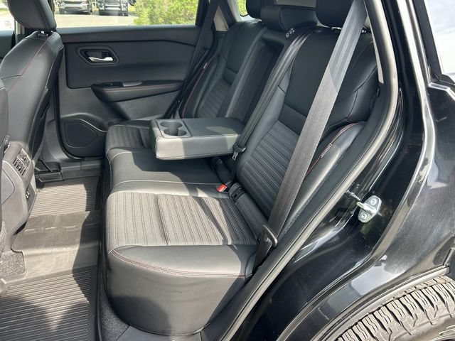 Used 2025 Nissan Rogue SV AWD/4WD image 21