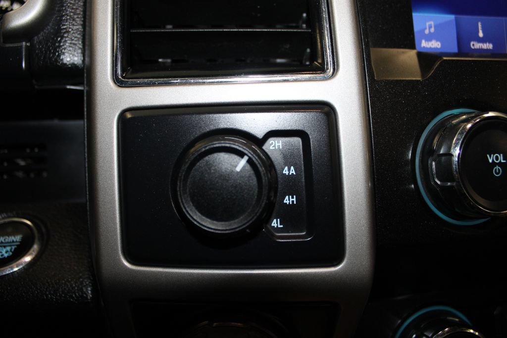 Certified 2020 Ford F150 Lariat AWD/4WD image 34