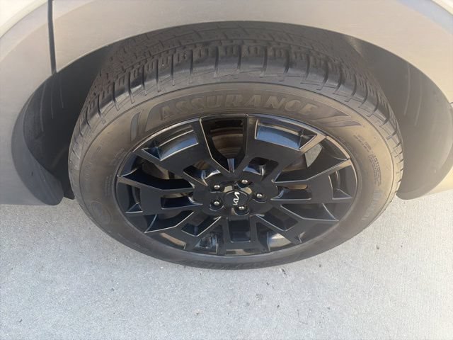 Used 2022 Kia Telluride EX w/ EX Premium Package AWD/4WD image 12
