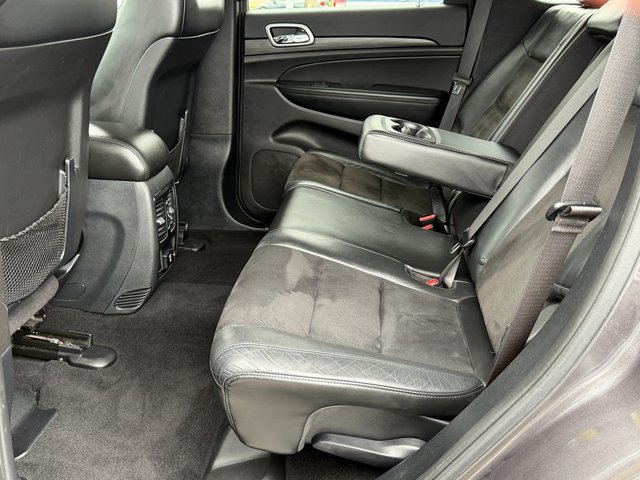 Used 2020 Jeep Grand Cherokee Altitude AWD/4WD image 6