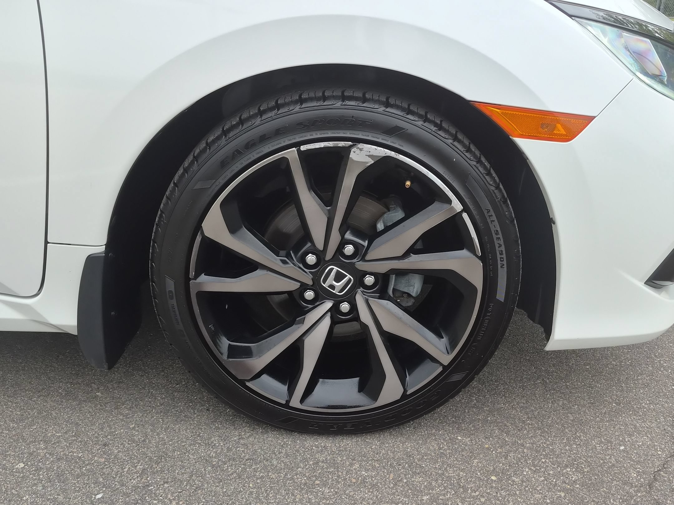 Used 2019 Honda Civic Sport image 11