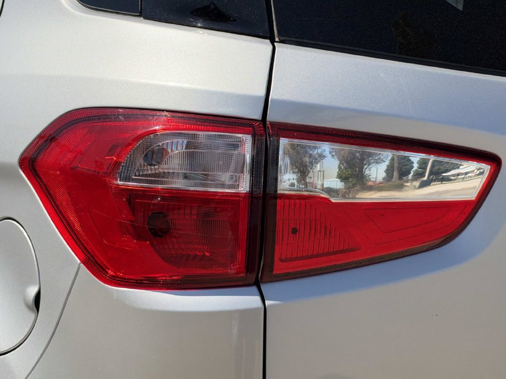 Certified 2021 Ford EcoSport SE w/ SE Appearance Package FWD image 8