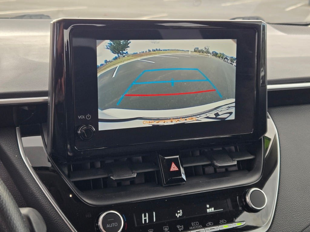 Used 2024 Toyota Corolla LE FWD image 20