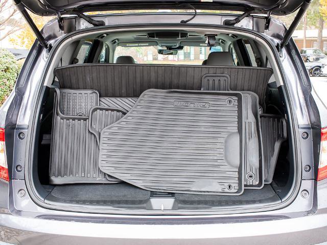 Used 2020 Honda Pilot Touring image 24