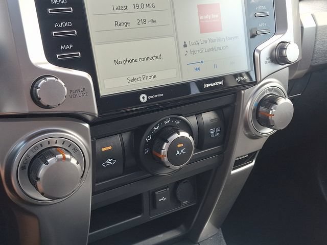 Used 2020 Toyota 4Runner SR5 Premium w/ Moonroof Package AWD/4WD image 16