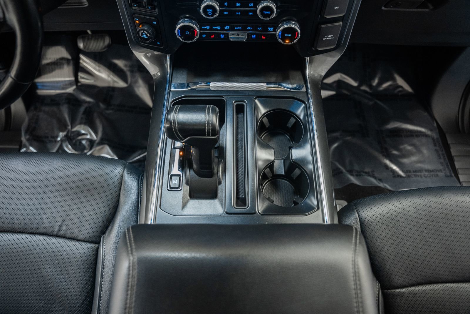 Certified 2022 Ford F150 Lariat w/ Equipment Group 502A High image 34