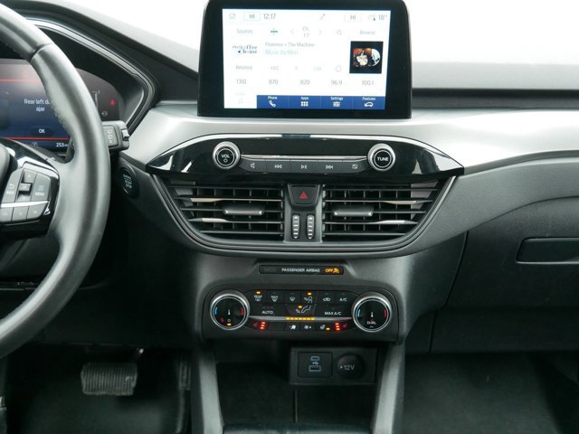 Certified 2023 Ford Escape Active w/ Cold Weather Package FWD image 16