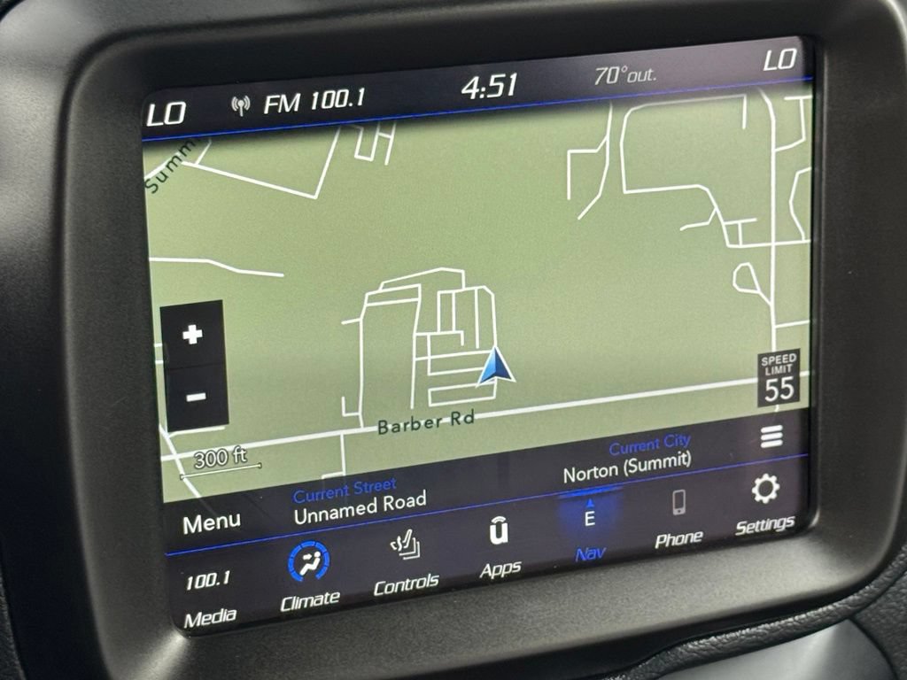 Used 2021 Jeep Renegade Latitude AWD/4WD image 33