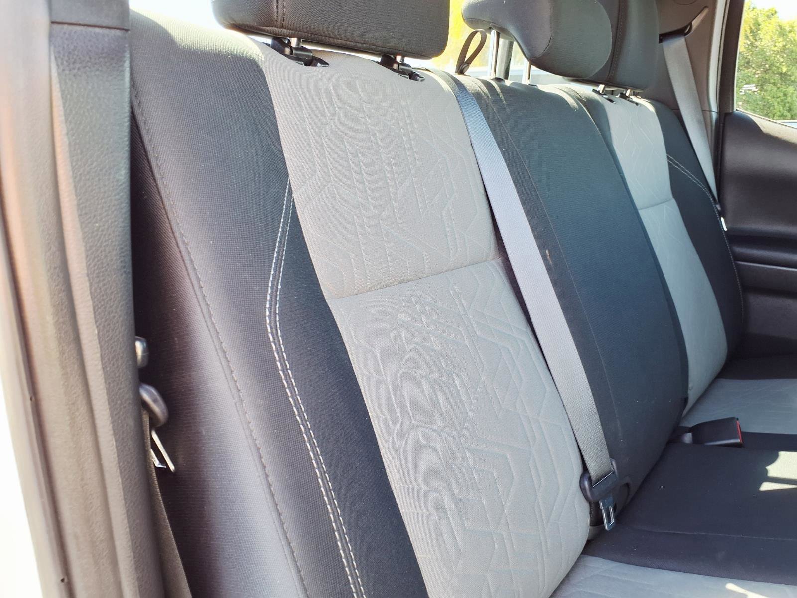 Used 2023 Toyota Tacoma TRD Off-Road image 17