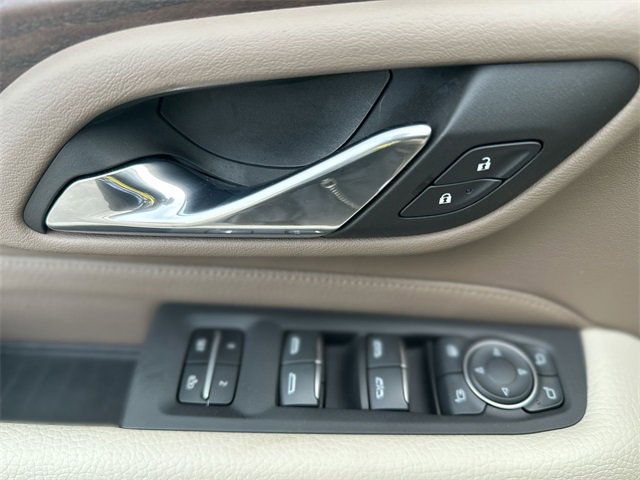 Used 2023 GMC Yukon Denali w/ Denali Reserve Package image 14